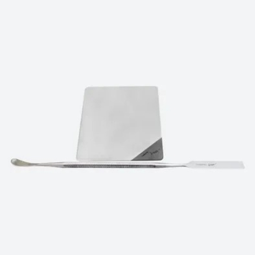 Palette And Spatula
