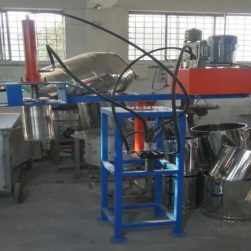 Hydraulic Namkeen Making Machine