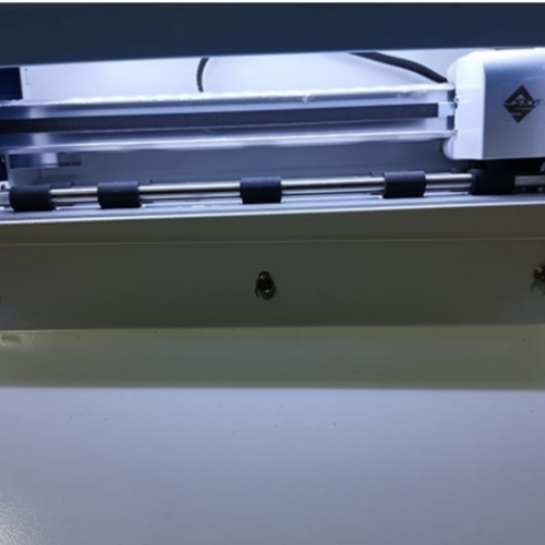 Electric Cutting Plotter Machine