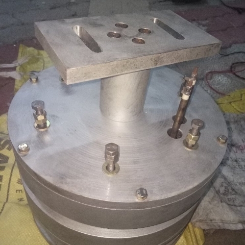 Areca leaf plates machines