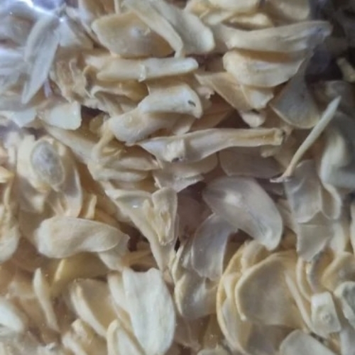 Dehydrated Garlic Flakes