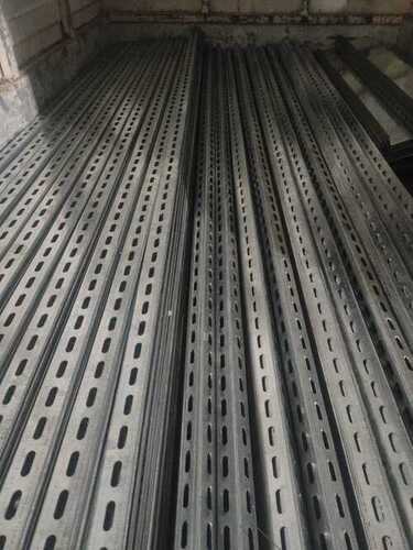 Single Slotted Gi C Channel - Color: Silver