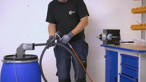 Chiller Tube Cleaning Machine - Color: Black