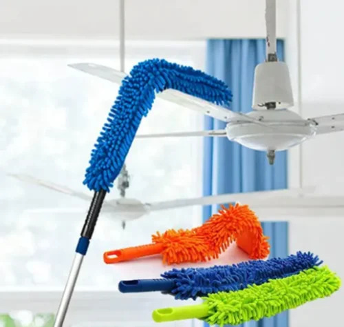 Fan Duster - Color: Different Coor