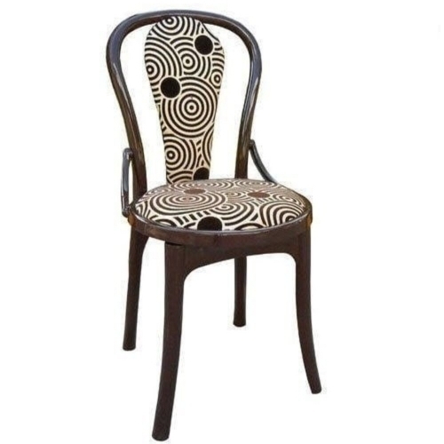 Supreme Plastic Chairs