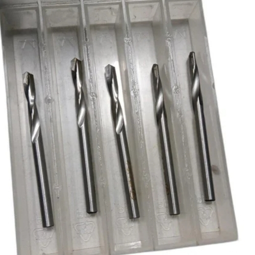 Tipped Drill Bit