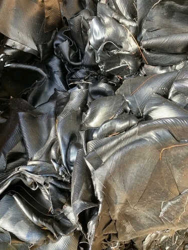 UNCURED RUBBER COMPOUND 