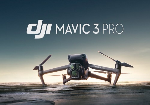 DJI Mavic 3 Pro Triple Camera Drone Fly More Combo RC 4 and 3 CMOS 3 Batteries