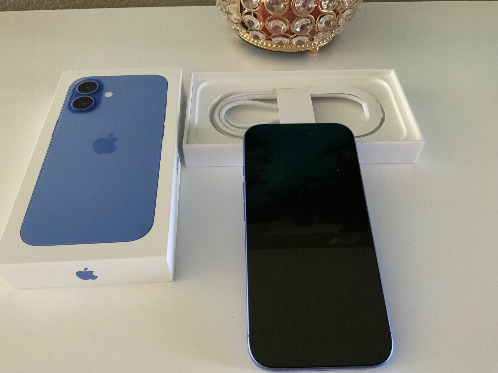 Unlocked Apple Iphone 16 Specs 128 Gb Ultramarine - Display Color: Color