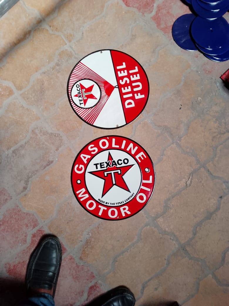 Vitreous enamel signs 