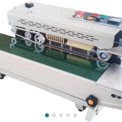 Packaging sealing machine