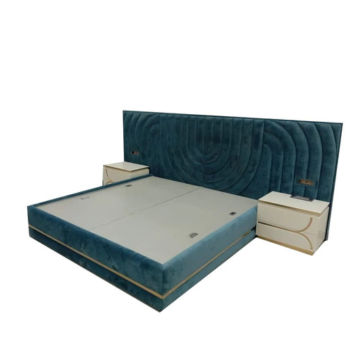 Wooden Double Bed - Artwork: Carving