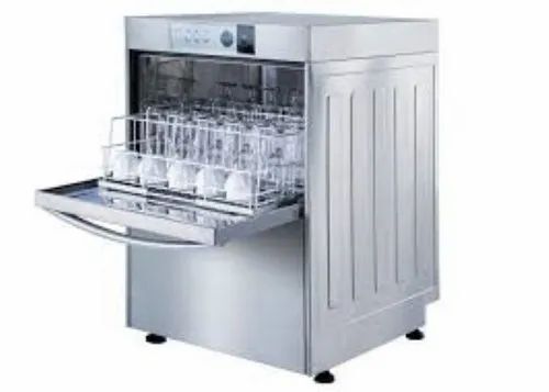 Commercial Undercounter Dishwasher - Application: Canteen
