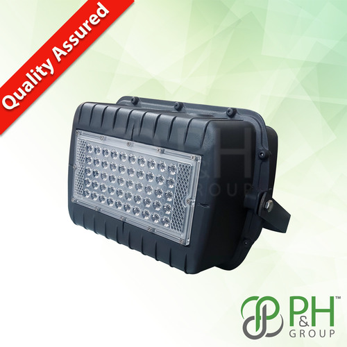 Solar Flood Light - Application: Commercial