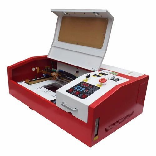 Polymer Stamp Making Machine  - Capacity: 30 Ton