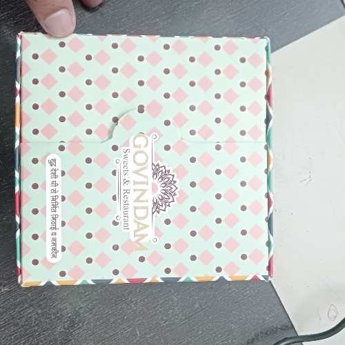 Small Sweet Box