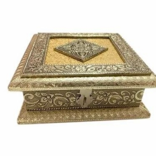 Wooden Dry Fruit Boxes