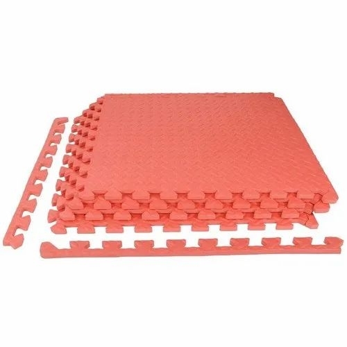 Interlocking Red Mat 4pc
