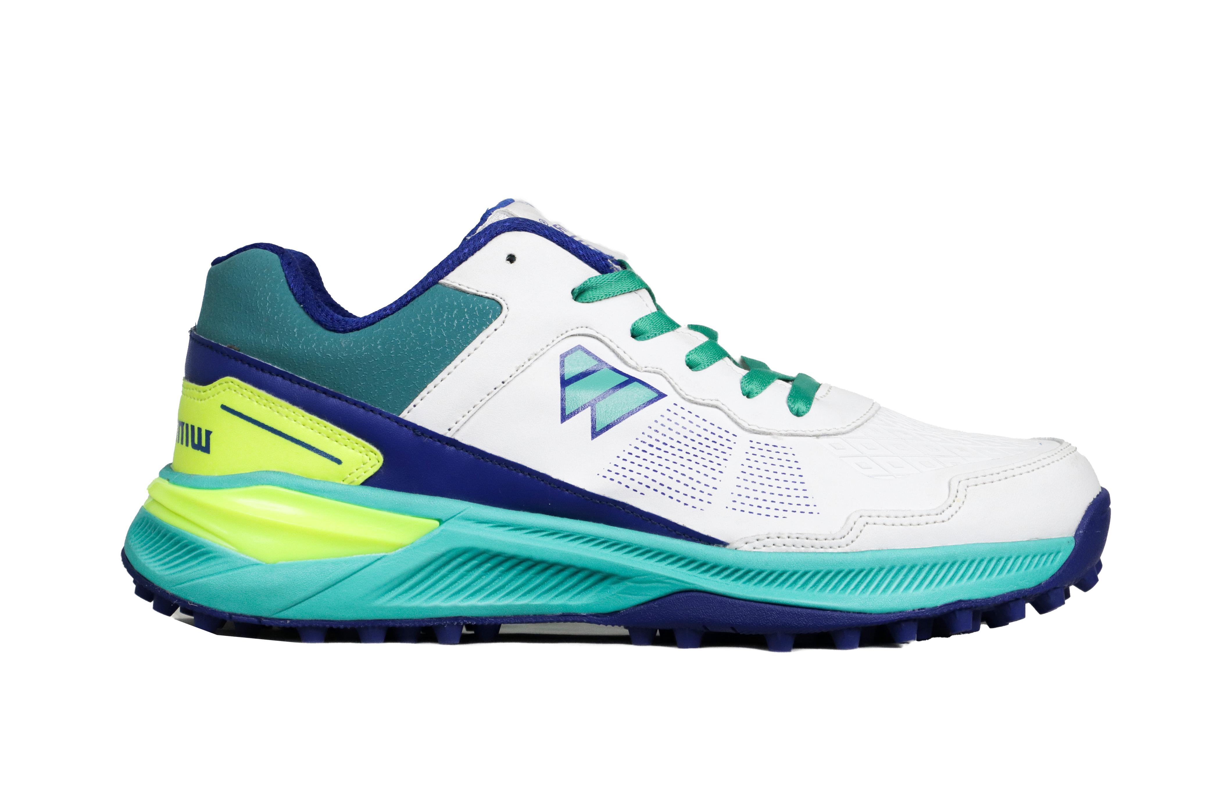 Winmark Cricket Shoes Mace - Color: Multiple