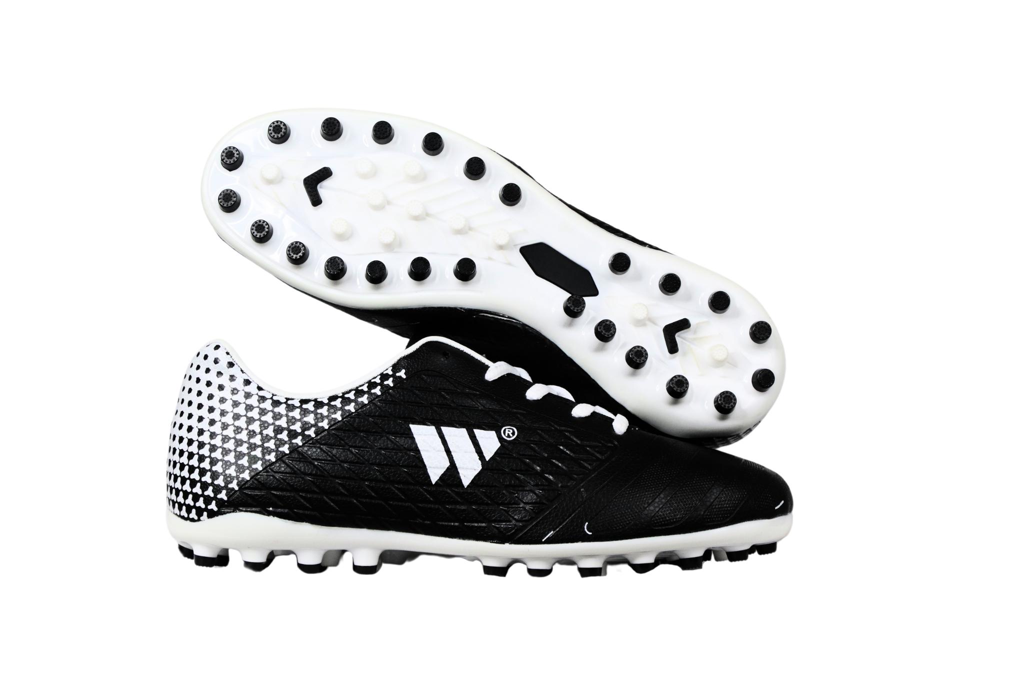 Winmark Football Shoes Golden Boot - Color: Multiple