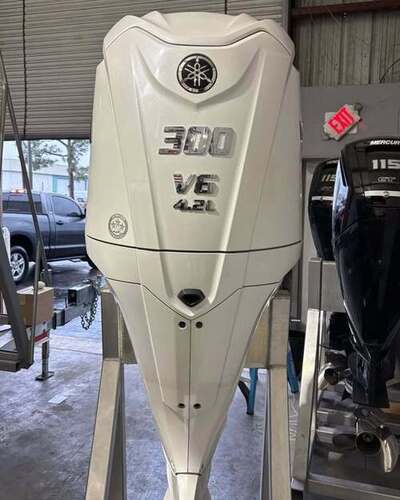 Used Yamaha V6 Outboard Motor 300hp for sale