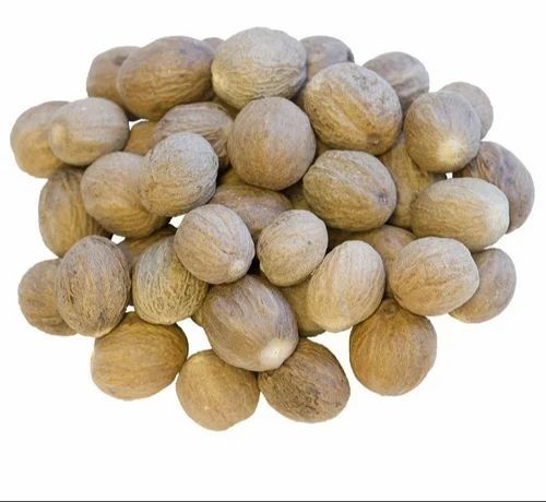 Pure Organic Dry Nutmeg