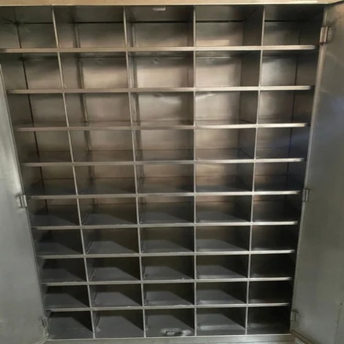 Ss Lockers And Cabinets - Color: Brown