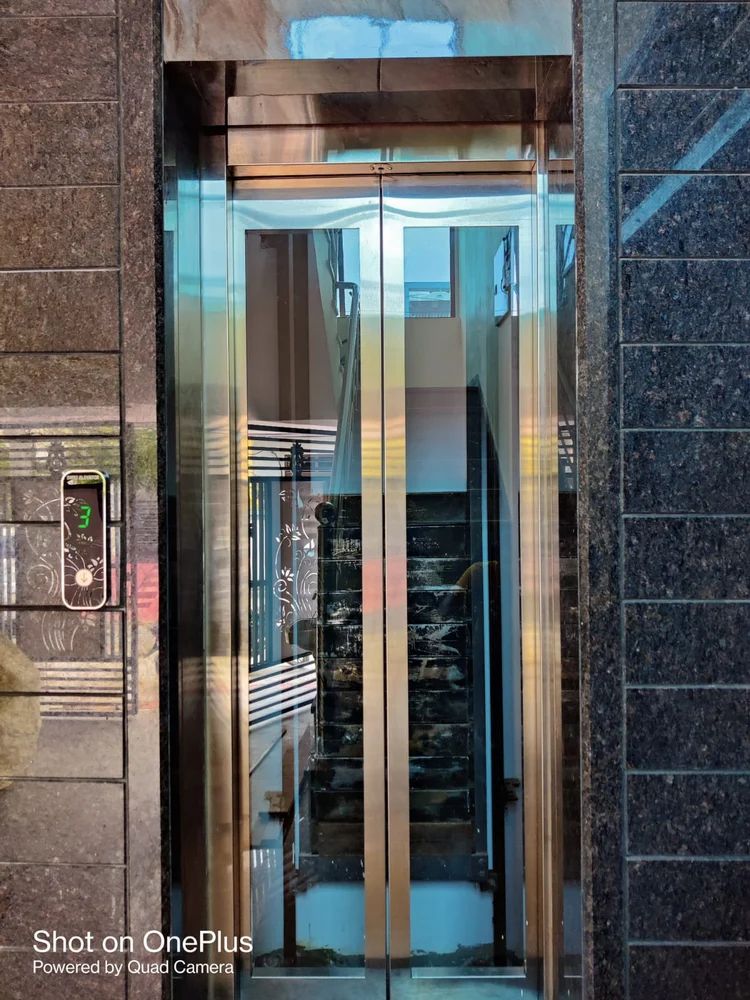 Automatic Elevator
