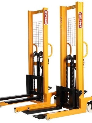 Hydraulic Stacker - Attributes: Easy To Operate