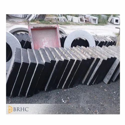 Medium Duty Manhole Cover And Frame - Base Dimension: Kk