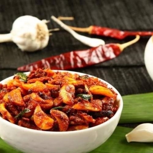 Spicy Garlic Pickles