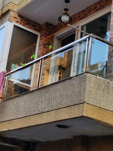 Balcony Glass Railing - Feature: Easily Assembled