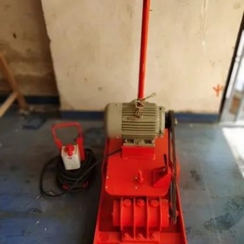 Vibrating plate compactor earth compactor