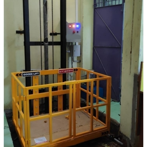 Hydraulic Goods Lift