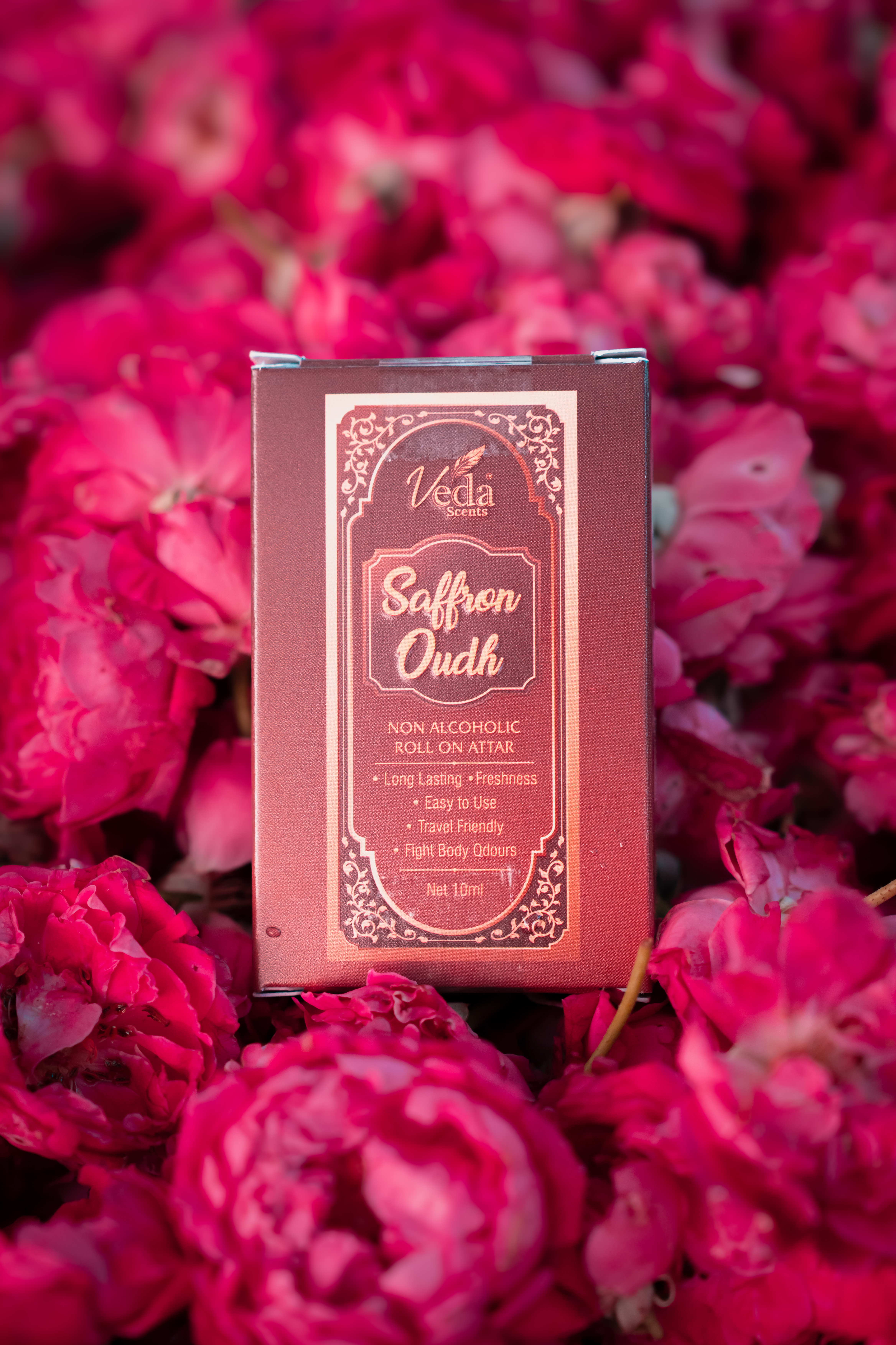 Saffron Oudh Roll On Attar Perfume