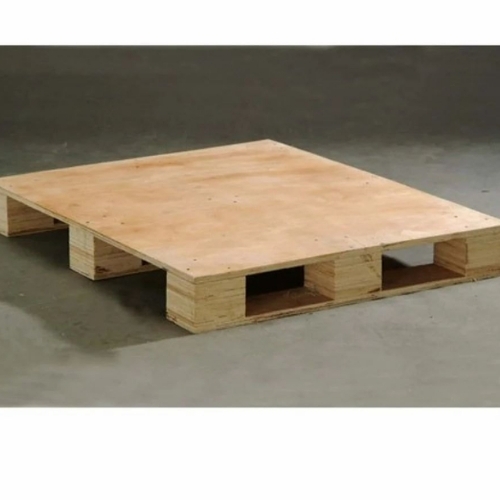 Wooden pallet box 