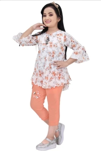 Girls Printed Top Capri Set