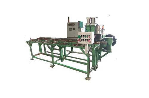 Compact Design Spot Welding Machine - Dimension (L*W*H): 10 Foot (Ft)