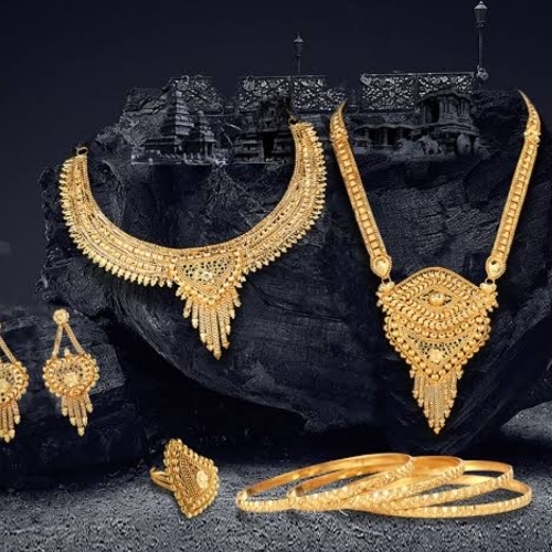 Artificial jewellery