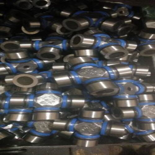 universal joint cross