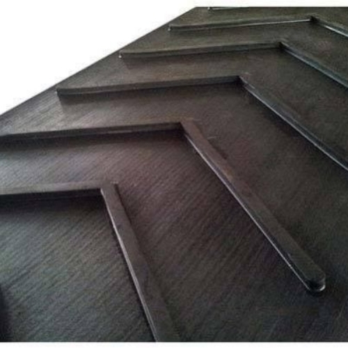 Chevron Cleated Conveyor