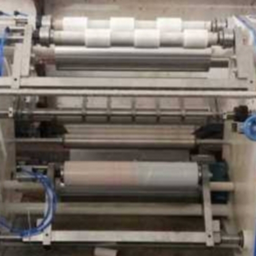 Stretch slitting machine