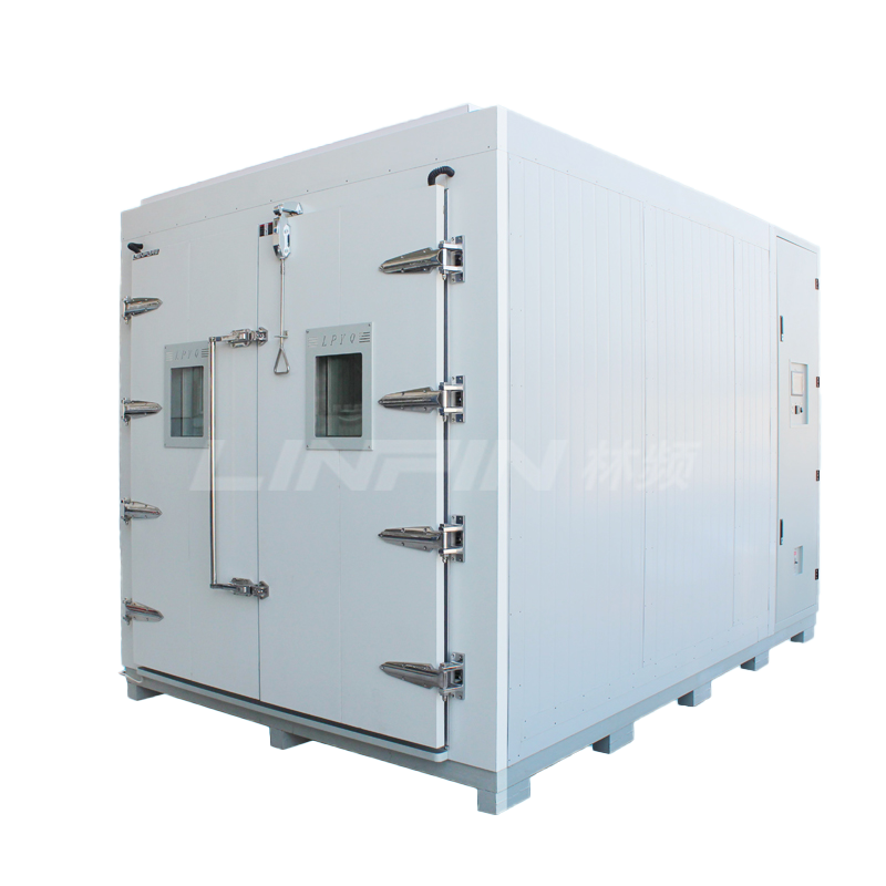 Photovoltaic Wet Freezing Test Chamber