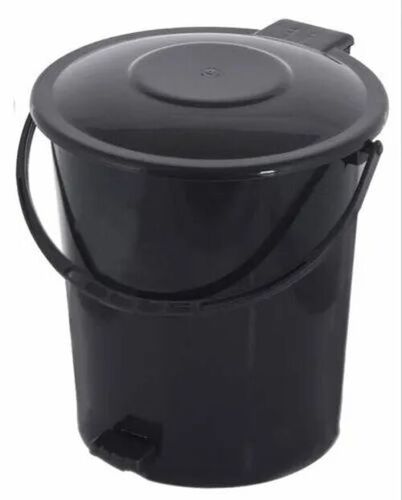 Plastic Pedal Dustbin