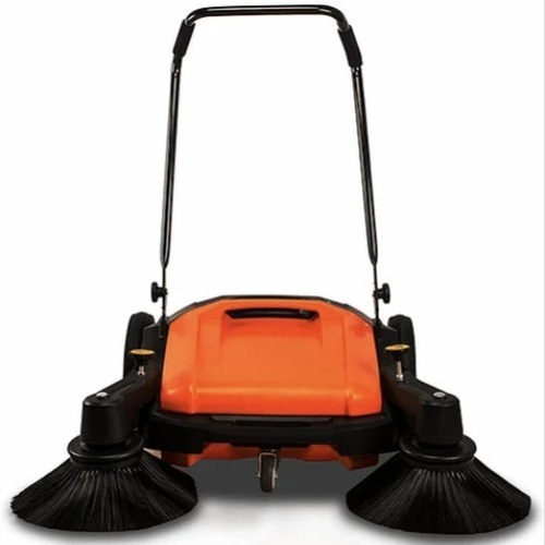 Sweeper Machine - Cleaning Process: Hot Water Cleaning