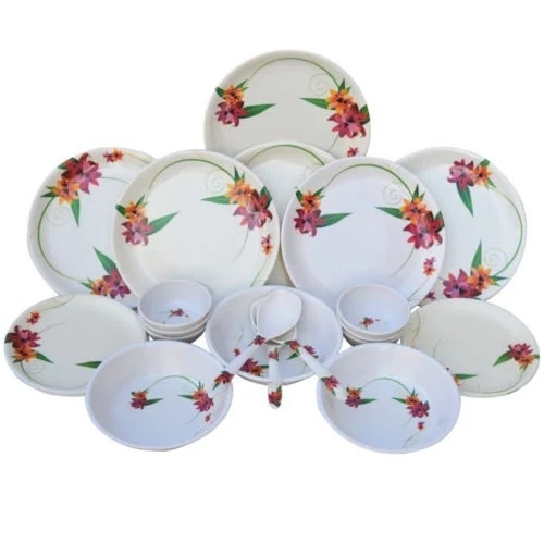24 Pieces Dinner Set