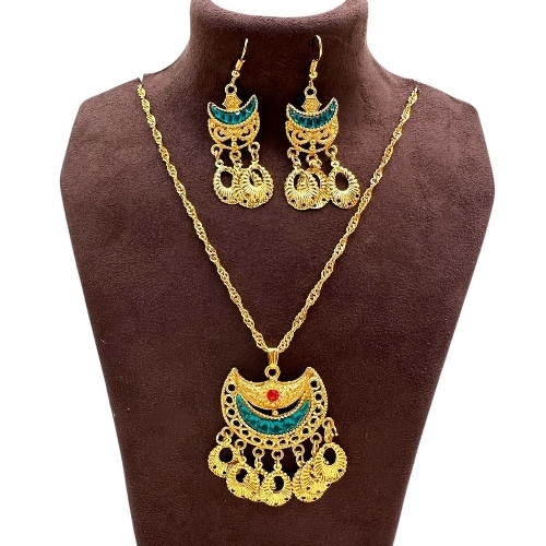 Gold Plated Chain Pendant Set