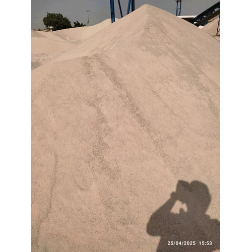 Dry Silica Sand
