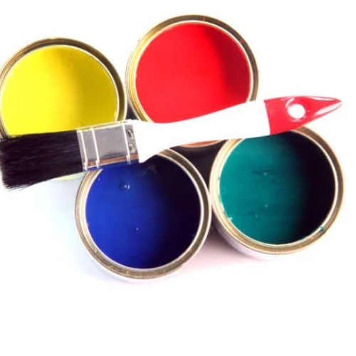Red Synthetic Enamel Paint