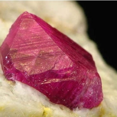 Corundum Crude